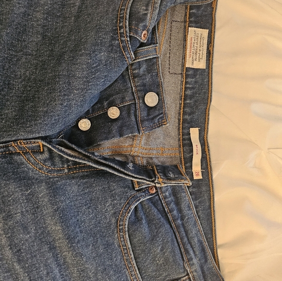 LEVIS 501 Wedgie Cut Jeans - Picture 4 of 5